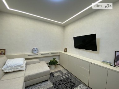 Продаж частини будинку на вул. Паркова, 2 кімнати • ID 31809183