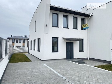 Продаж частини будинку на вул. Першотравнева, 4 кімнати • ID 31248299