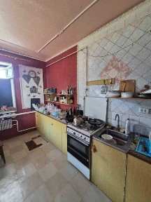 Продам будинок м. Зміїв. Терміново