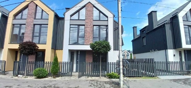 Таунхаус 118 м² + підвал 59 м² | Газ | Центральні комунікації | Підходить під держпрограми