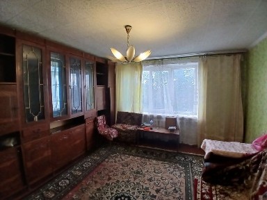 Продам 1к квартиру біля ринку