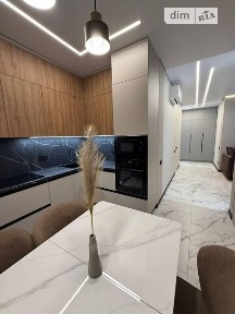 Продаж 2к квартири 62 кв. м на вул. Краснова • ID 34649053