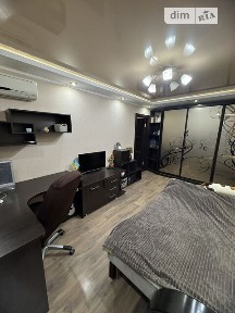 Продаж 1к квартири 32.6 кв. м на вул. Станіслава Партали 20 • ID 34648000