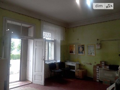 Оренда офісного приміщення на пл. Ринок 10/1, приміщень -, поверх - 1 • ID 34648206