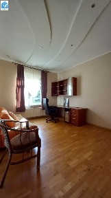 Сдается в аренду просторный дом со своим двором, отоплением, гаражом, 7с. Фонтана