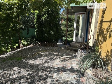 Продаж 2 поверхового будинку з гаражем і ділянкою на 6 соток, 196 кв. м, 10 кімнат, на вул. Люблінська • ID 34649897