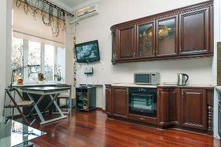 2-кімнатна квартира подобово 63 м², Стрілецька вул., 7/6