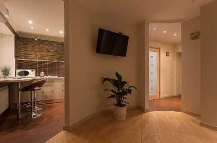 1-комнатная квартира посуточно 57 м², Шелковичная ул., 46/48