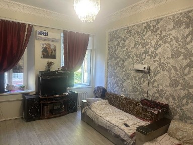 Большая комната по ул. Новосельского, 21.2 метра