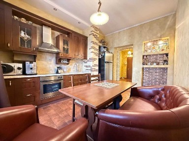 Продаж 2к квартири 76.1 кв. м на вул. Урлівська 4А • ID 34649543