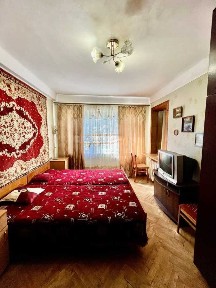 Киев, Академика Туполева ул., 20Б