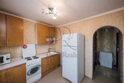 Продаж 2-кімнатної квартири 45 м², Академіка Глушкова просп., 18