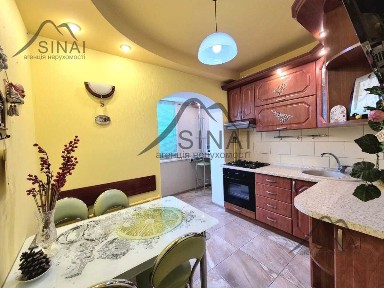 Киев, Академика Курчатова ул., 6