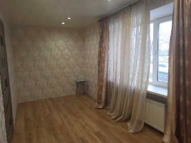 Київська обл., Броварський район, м. Бровари, Олега Онікієнко вул., 12