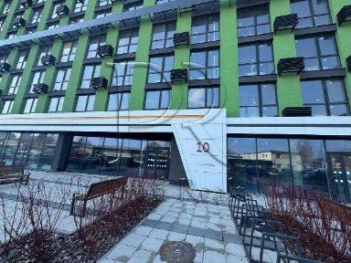 Київ, Причальна вул., 10