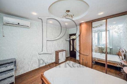 Продаж 3-кімнатної квартири 77 м², Петра Болбочана вул., 4А