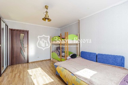 Продаж 3-кімнатної квартири 79.9 м², Соломії Крушельницької вул., 15