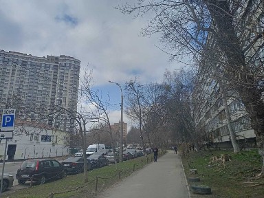 Киев, Евгения Коновальца ул., 37