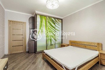 Продажа 1-комнатной квартиры 49 м², Олевская ул., 5