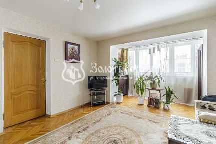 Киев, Владимира Антоновича ул., 164