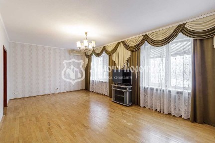 Киев, Северная ул., 6
