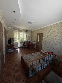 У продажу будинок на Дачі Ковалевського