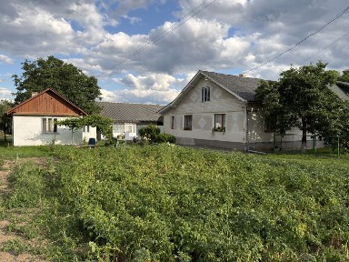 Продам будинок домоволодіння місто Надвірна вул. Калнишевського 52А