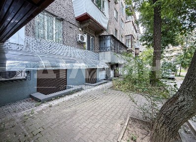 Продаж комерційного приміщення на вул. В'ячеслава Зайцева 18, площа 162 кв. м • ID 34651285