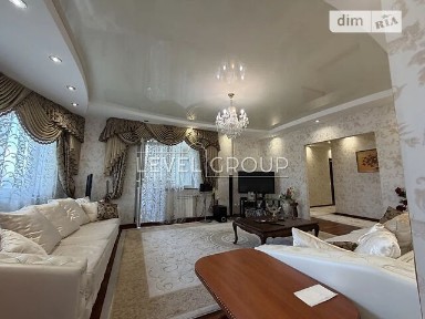 Продаж 3к квартири 117 кв. м на вул. Саперно-Слобідська 10 • ID 34650357