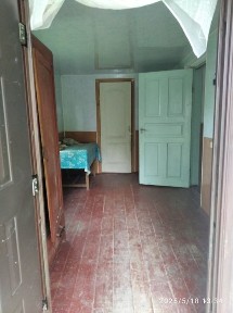 Продам житловий будинок с. Хижинці