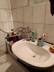 ЭКСКЛЮЗИВ ! Продам 1 комнатную гостинку на Новых домах.