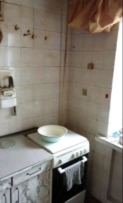 Продам 3 кiм квартиру в Черкаськiй Лозовiй