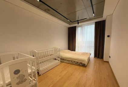 Продам квартиру в новобудові, закритий двір, 92 м. кв, якісний ремонт