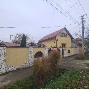 Продається чудовий сімейний будинок в м. Берегово