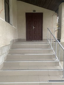 Продам 2-поверховий будинок у смт Брусилів (70 км від Києва)