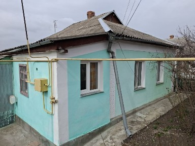 Будинок + житлова літня кухня в районі цукрового заводу