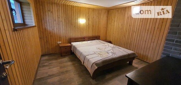 Оренда будинку на добу на вул. Грушевського 109, 3 кімнати, спальних місць - 5 • ID 18857027