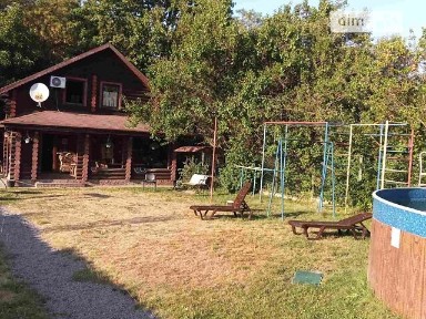 Оренда будинку на добу на вул. Солов'іна, 4 кімнати, спальних місць - 8 • ID 16795837