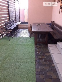 Оренда будинку на добу на Линенко, 4 кімнати, спальних місць - 11 • ID 16298552