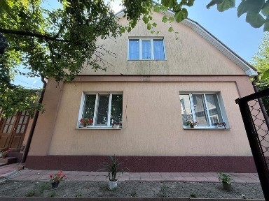 Київська обл., Вишгородський район, с. Нові Петрівці, Свято-Покровська вул.