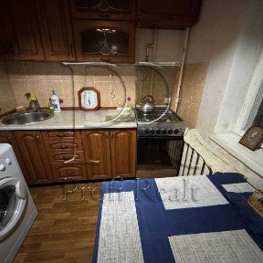 Киев, Героев Днепра ул., 47