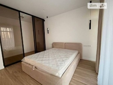 Довгострокова оренда будинку, від посередника на вул. Сурська • ID 34222264