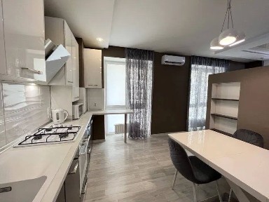 Оренда 1-кімнатної квартири 38 м², Василя Жуковського вул.