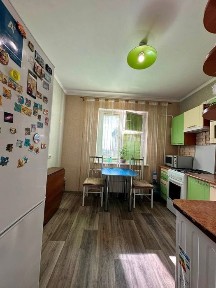 Продаж 1 кімнатноі квартири на Калініна 4