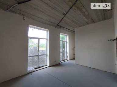 Продаж 2 поверхового таунхауса з ділянкою на 2 сотки, 153 кв. м, 3 кімнати, на вул. Південна • ID 34594108