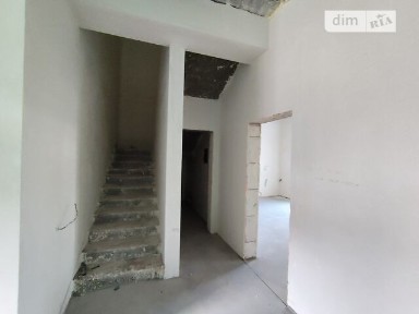 Продаж 2 поверхового таунхауса з ділянкою на 2 сотки, 153 кв. м, 3 кімнати, на вул. Південна • ID 34594080
