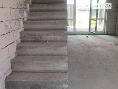 Луганська вулиця, Петропавлівська Борщагівка, вул. Луганська 35 • ID 34562835