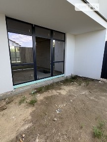 Луганська вулиця, Петропавлівська Борщагівка, вул. Луганська 34524122