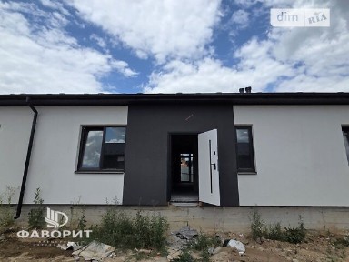Продаж 1 поверхового таунхауса з ділянкою на 1.5 сотки, 70 кв. м, 2 кімнати, на вул. Лісова • ID 34496381