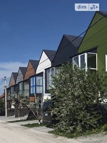 Продаж 2 поверхового таунхауса з ділянкою на 2 сотки, 140 кв. м, 4 кімнати, на вул. Зелена • ID 34491983